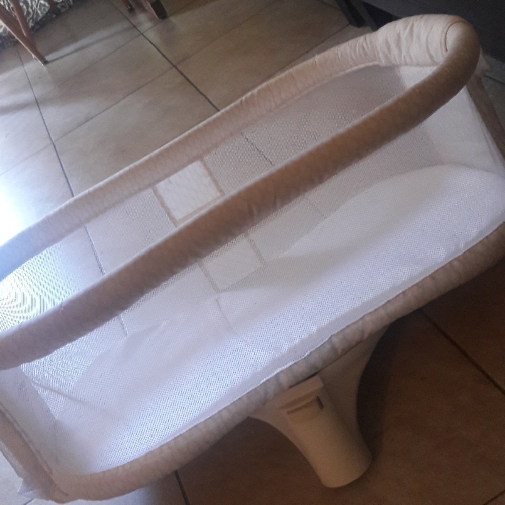 Baby Swivel Sleeper